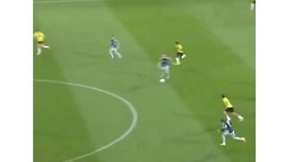 Apakah dia Lionel Messi ? 2