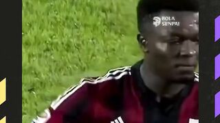 Berawal dari viral di YouTube, sayangnya skill "sirkus" Mastour nggak cukup buat naklukin kerasnya Liga Italia