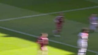 Liverpool FC  Quick on the counter