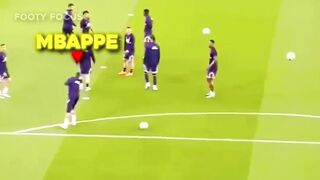 Messi Mengajari Mbappe ????