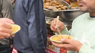 Indian Food ???????? Kachori Lal Baghu