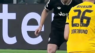 Kenan Yıldız, artist ????