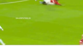 Manchester United memang tidak masuk dalam persaingan perebutan gelar juara,