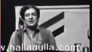 Isse Khabar Nhi Tareekh Kia Sikhati ha, Ahmad Faraz Poetry