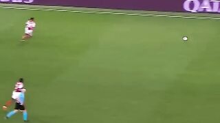 When Gyökeres met Saliba!