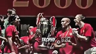 trofi league selama ini cuman piala palsu