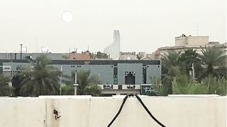 Huawei camera zoom 50x Pora 70