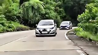 Sabar fokus saja kerja dan fokus garis putih saja????????