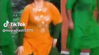 Mujir masti video chat ????????????????????