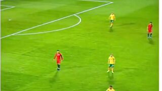 Cristiano Ronaldo lahir pada 5 Februari 1985 di Funchal, Madeira, Portugal