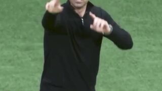 Kamu bisa merasakan kehadiran Haram ball 2