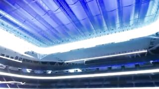 Mengapa Real Madrid Selalu Menutup Atap Stadion Mereka????? 3