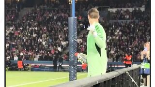 ballboy sempat tidak mau ngasih bola ke Neuer