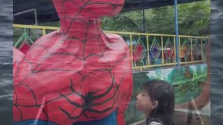 Nyeri pinggang level Spiderman, pose keren tapi tulang protes ???? #kocak #ngakak #relatable