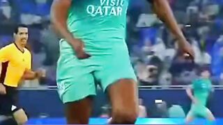 Momen Terbaik iShowSpeed Bermain Bola ????????