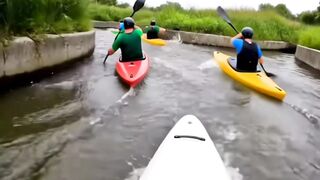 Queen elizebet ride the boat