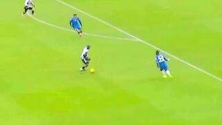Momen ini jadi bukti kenapa James layak disebut pahlawan