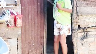 The sound of the opening door