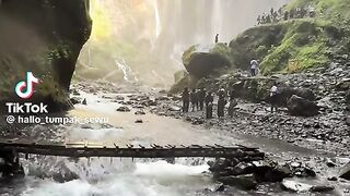 tumpak sewu waterfall