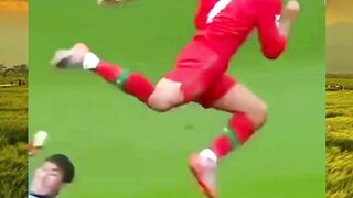 Hoki atau skill? Kadang gol tercipta dari kerja keras, kadang dari momen keberuntungan ????