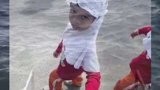POV: digandeng anak mantan, rasa kalahnya bukan seporsi tapi satu prasmanan ???? #komedi #zonk #pov #receh