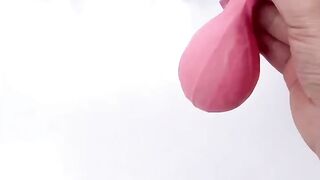 DIY thread ball hanging decor????