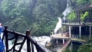 Majestic Mountain Waterfall & Scenic Walkway ????