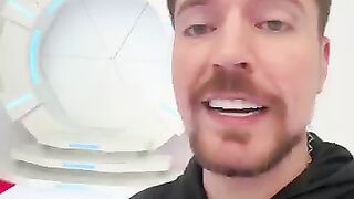 Operate the cellphone MrBeast