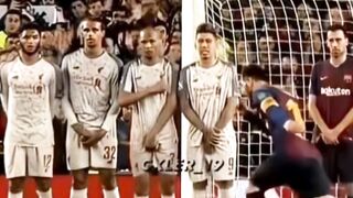 Tendangan bebas itu begitu indah sampai-sampai para bek lawan pun ikut menikmatinya.
