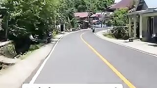 Ada yg tau nama dari kampung ini, pasti nya masih kawasan pesisir barat Lampung