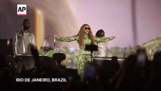 Shakira's free concert at Copacabana Beach in Rio draws 2 million fans