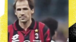Di tahun 90-an, jersey Lega Calcio bukan cuma soal kain dan keringat