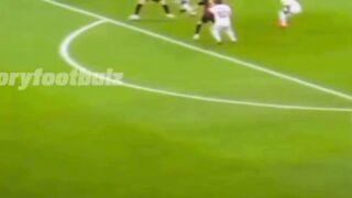 Kevin De Bruyne dan Thibaut Courtois