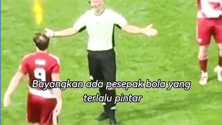 Bukan cuma jago, 4 pemain ini terlalu pintar sampai bikin FIFA terpaksa merombak aturan resmi sepak bola. ????⚽