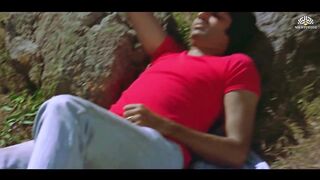 Sholay Superhit Scene | Dharmendra Falls in Love with Hema Malini | Amitabh Bachchan