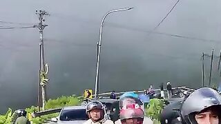Jalanan dieng candu