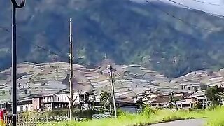 Temanggung memang tiada duanya soal pemandangan,, apalgi gunungnya bertopi tambah indah