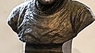 Albert Einstein statue