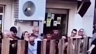 Drone dengan cepat menjadiDrone dengan cepat menjadi 2