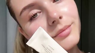 Your Glow-To SPF is Finally Here! ✨????‍♀️☀️