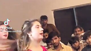 Super Hit Dancer