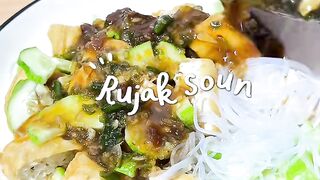 Rujak Soun Kuah Segar: Camilan Pedas Manis yang Bikin Nagih! ????????