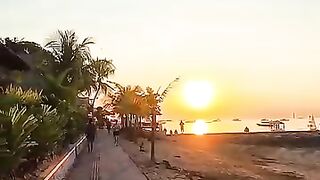 Apa  yang menjadi  takdirmu tidak akan pernah melewatkanmu..semangat ya bestie.. Yuk lihat Sunrise di Pantai Sanur Denpasar Bali