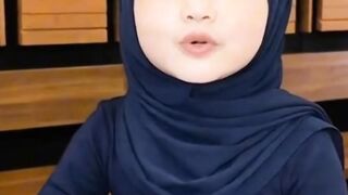 The Striking Hour: Surah Al-Qari'ah