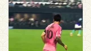 Messi Blak-blakan Tak Peduli Statistik, Sindir Ronaldo!! Ucapan Lionel Messi ini langsung bikin dunia sepak bola panas.