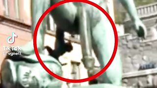 Statue's Rod has Grown Bigger