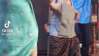 Aysha ch stage darma dance clip Vicky kodu