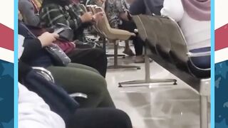 Enak banget ngibahin orang ????