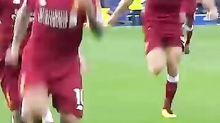 A sublime display from Philippe Coutinho vs Leicester 2
