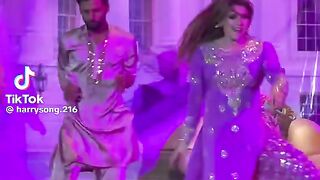 Hot ???????? mujra masti video chat